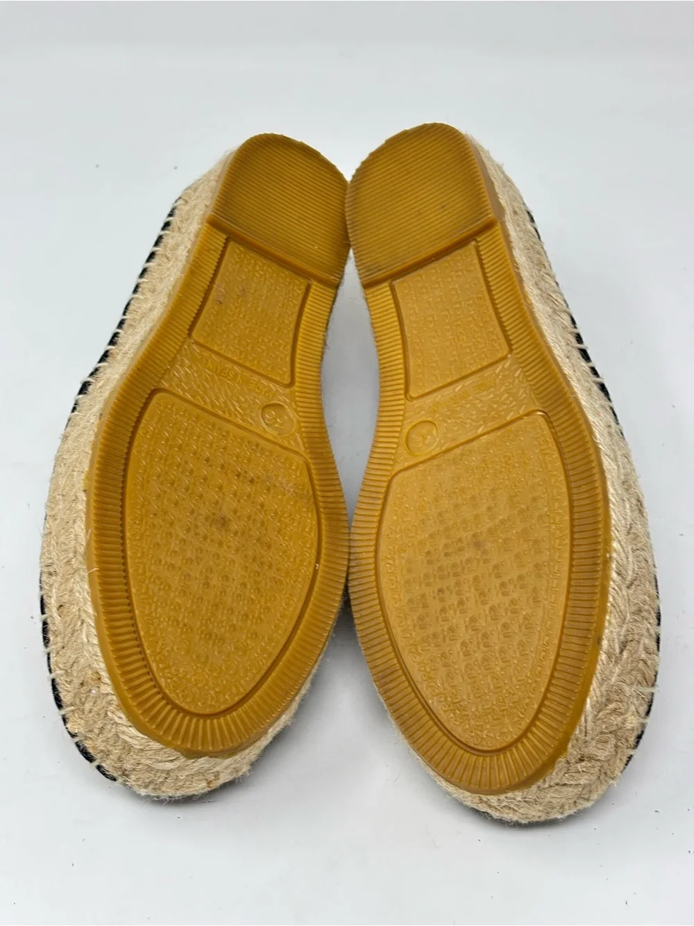 Johnny Was Aldorna embroidered espadrille slip one shoes NWOT size 36 (6)